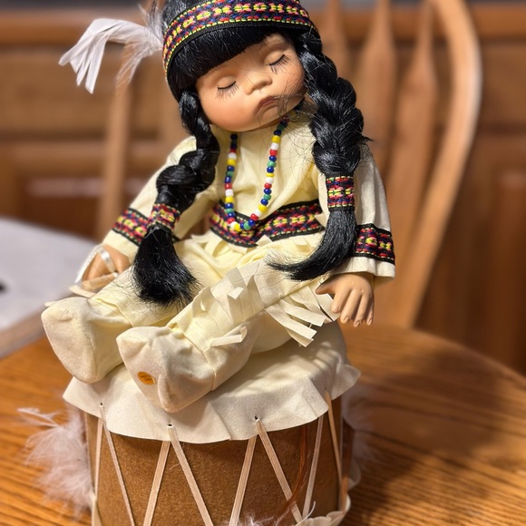 Sleeping Native Girl and her drum - Picture 11 of 11